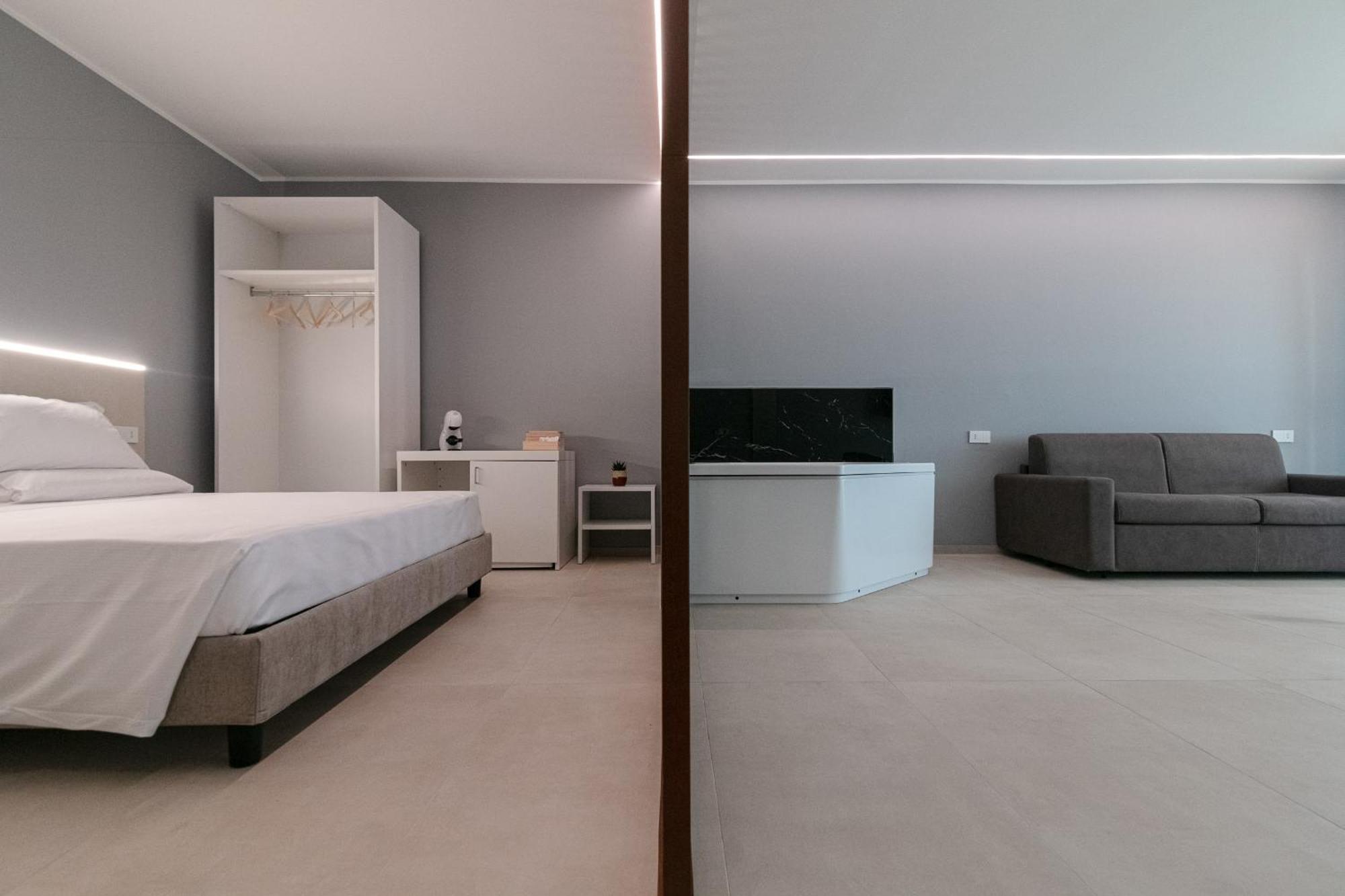 King'S Rooms Термоли Екстериор снимка