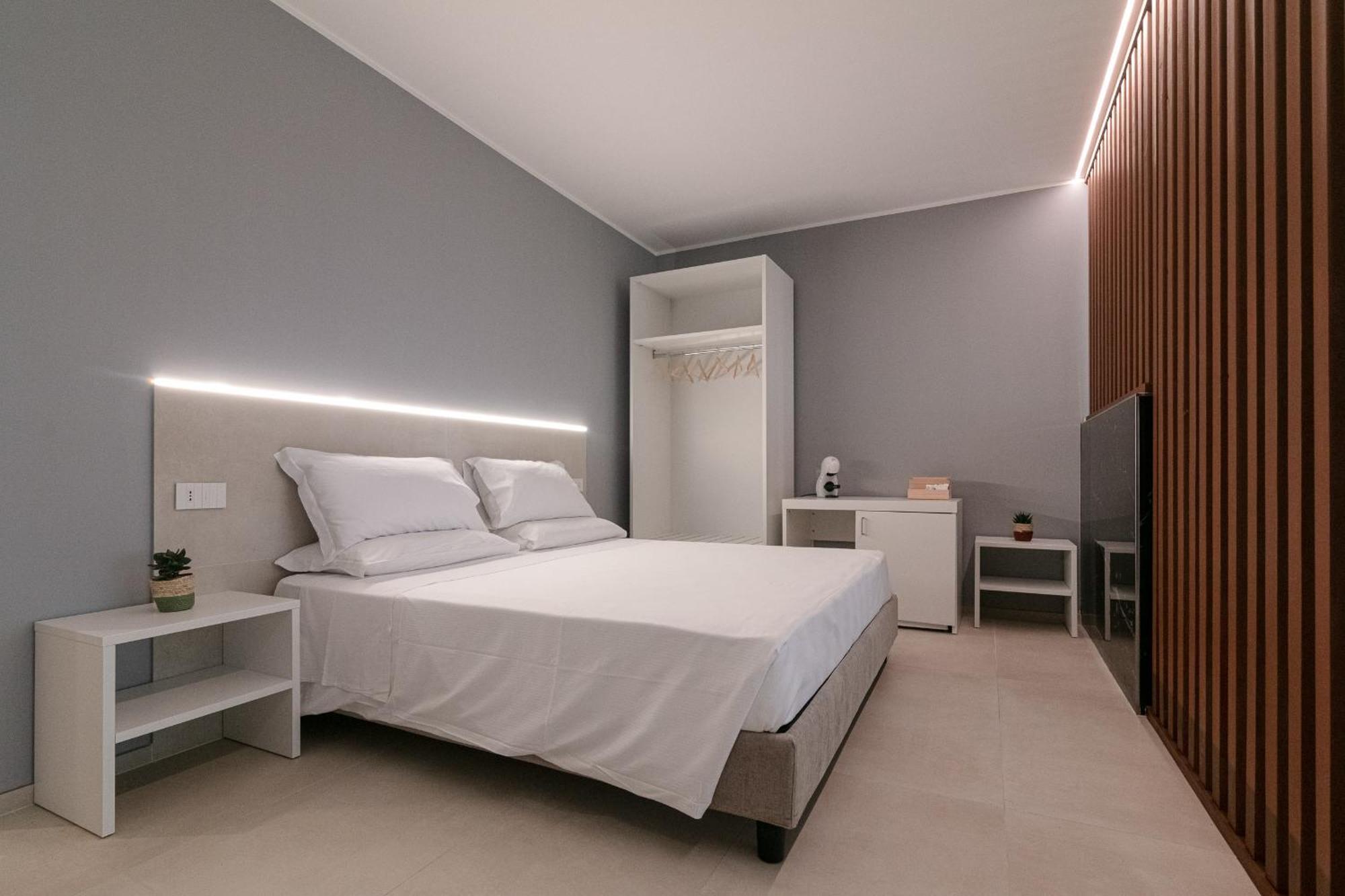 King'S Rooms Термоли Екстериор снимка
